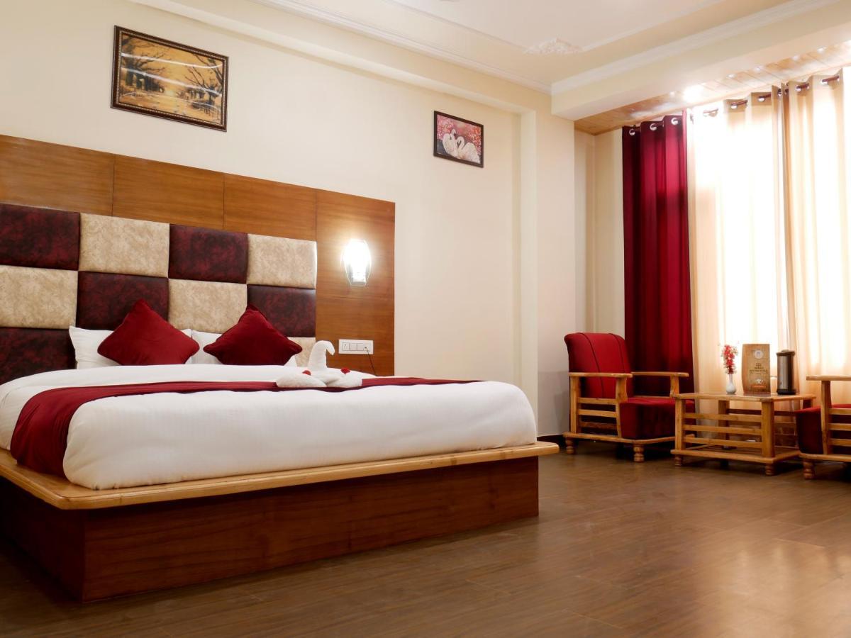 New Ambika International Mall Road Hotel Манали Экстерьер фото
